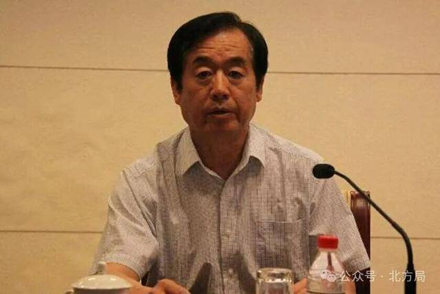 在中紀委任職30余年的副部級干部落馬<strong></p>
<p>宏鑫機械設(shè)備有限公司
</strong>，曾任中央巡視組組長:宏鑫機械設(shè)備有限公司
