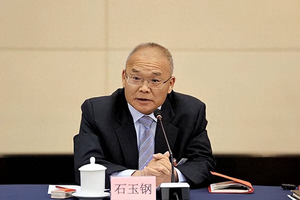 云南省委副書記石玉鋼<strong></p>
<p>宏鑫機械設備有限公司
</strong>，有新職:宏鑫機械設備有限公司
