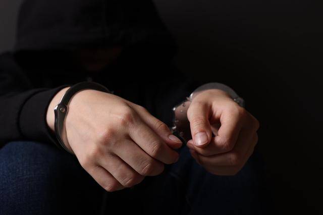 炸死3名侄女<strong></p>
<p>宏鑫機(jī)械設(shè)備有限公司
</strong>，王某東已被執(zhí)行死刑:宏鑫機(jī)械設(shè)備有限公司
