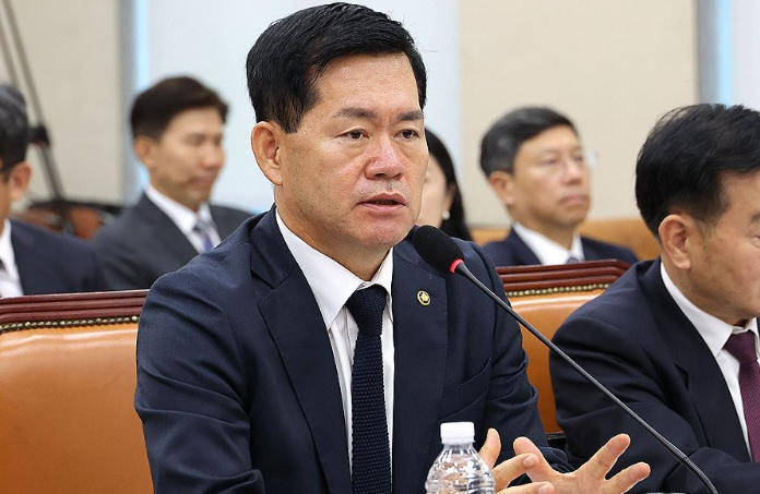 韓國官員：中方制裁，必然影響“讓美國造船業(yè)再次偉大”:宏鑫機(jī)械設(shè)備有限公司
