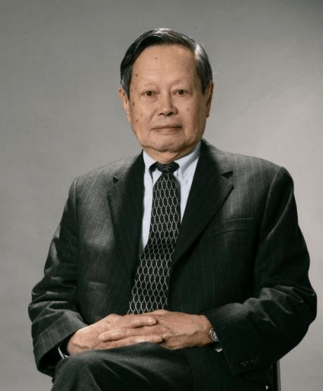 沉痛悼念！楊振寧先生因病在北京逝世，享年103歲:宏鑫機(jī)械設(shè)備有限公司
