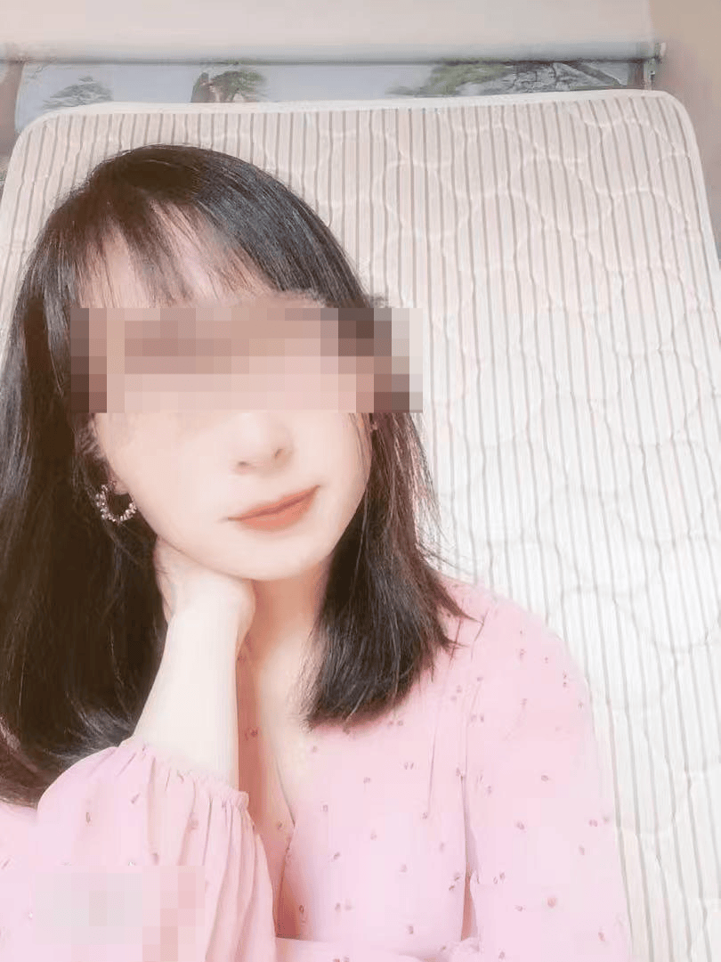 妻子患癌去世前被三次起訴離婚，前夫遺棄罪因證據(jù)不足被駁回｜在場(chǎng):宏鑫機(jī)械設(shè)備有限公司
