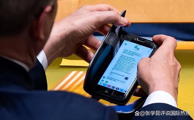特朗普旁敲側(cè)擊<strong></p>
<p>宏鑫機(jī)械設(shè)備有限公司
</strong>，再次點(diǎn)名中國(guó)，搶美國(guó)飯碗可以，但有件事不能干:宏鑫機(jī)械設(shè)備有限公司
