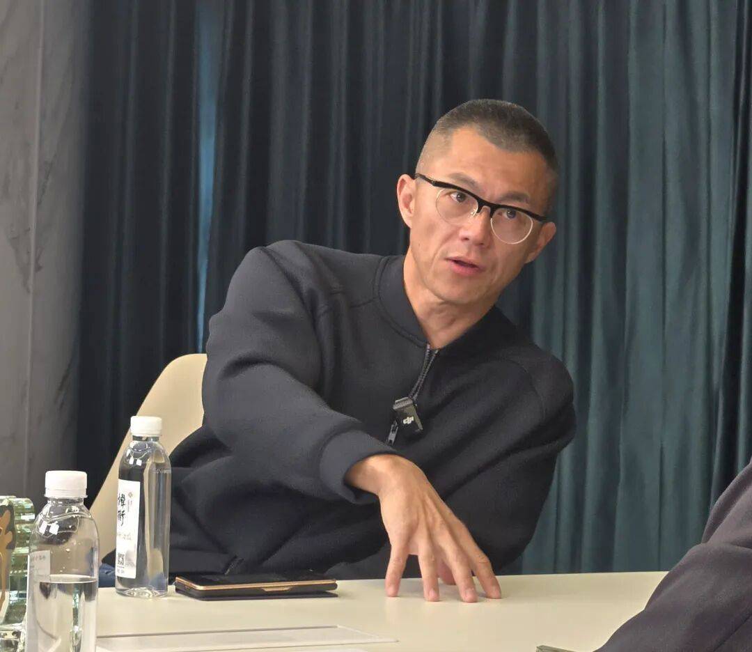 獨(dú)家采訪丨陳震首次還原撞車(chē)事件:宏鑫機(jī)械設(shè)備有限公司