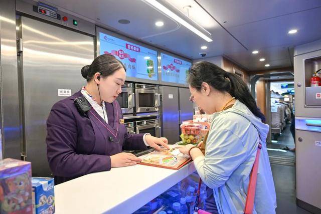 4小時33分！北京高鐵“速通”長白山<strong></p>
<p>宏鑫機械設(shè)備有限公司
</strong>，周末就能打個來回！:宏鑫機械設(shè)備有限公司
