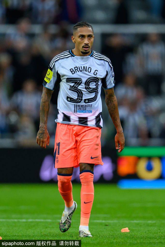 38歲活成BUG！梅西三射一傳打崩對(duì)手，53場(chǎng)50球破紀(jì)錄，3大獎(jiǎng)穩(wěn)了:宏鑫機(jī)械設(shè)備有限公司
