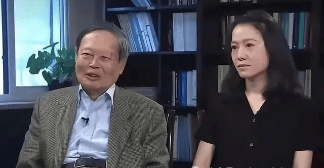 翁帆發(fā)文：有楊先生陪伴我何其有幸，他會(huì)在星星上對(duì)我們微笑:宏鑫機(jī)械設(shè)備有限公司
