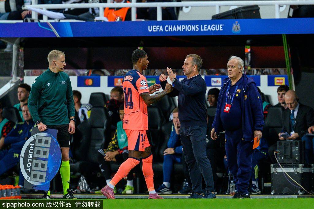 梅西帽子戲法震撼收官！5項(xiàng)數(shù)據(jù)第一，統(tǒng)治級(jí)表現(xiàn)載入美職聯(lián)史冊(cè):宏鑫機(jī)械設(shè)備有限公司
