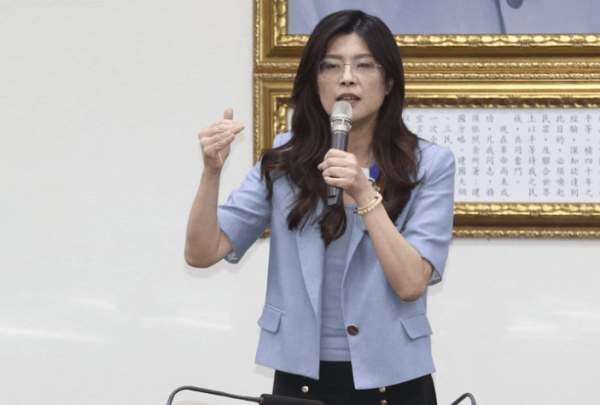 雁默：鄭麗文勝出，趙少康大敗，國民黨扶得上墻了嗎？:宏鑫機(jī)械設(shè)備有限公司

