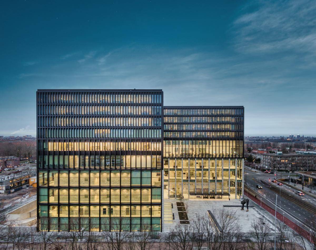 荷蘭搶安世半導(dǎo)體<strong></p>
<p>宏鑫機(jī)械設(shè)備有限公司
</strong>，遭中國(guó)反制！汽車面臨停產(chǎn)，荷蘭想緊急對(duì)華談判:宏鑫機(jī)械設(shè)備有限公司
