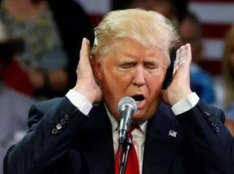 一架專機從美國飛抵北京！眼見特朗普出盡“爛牌”<strong></p>
<p>宏鑫機械設備有限公司
</strong>，背后大佬坐不住了，親自向王毅交底:宏鑫機械設備有限公司
