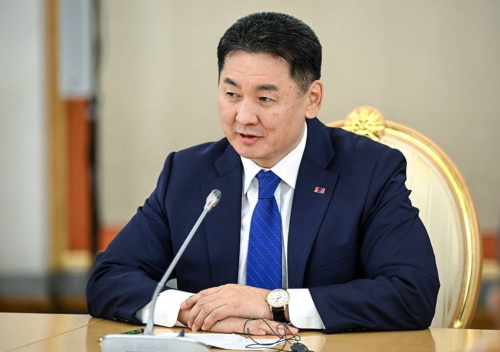 蒙古國總統(tǒng)全面否決罷免總理決議:宏鑫機械設(shè)備有限公司
