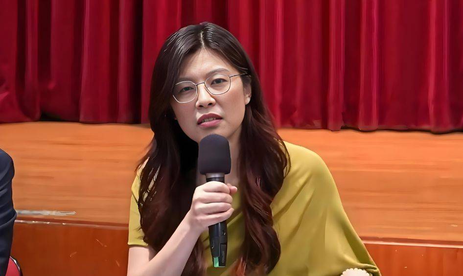 鄭麗文當選國民黨主席<strong></p>
<p>宏鑫機械設備有限公司
</strong>，臺灣可能迎來統(tǒng)一:宏鑫機械設備有限公司
