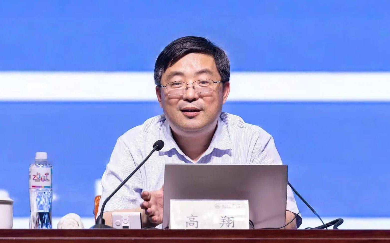 中央批準(zhǔn)：高翔任副部級新職:宏鑫機(jī)械設(shè)備有限公司
