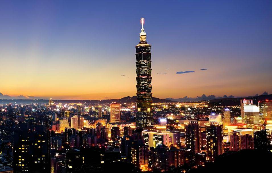 國民黨新主席鄭麗文<strong></p>
<p>宏鑫機械設備有限公司
</strong>，能在馬英九基礎上繼續(xù)推進統(tǒng)一嗎？:宏鑫機械設備有限公司
