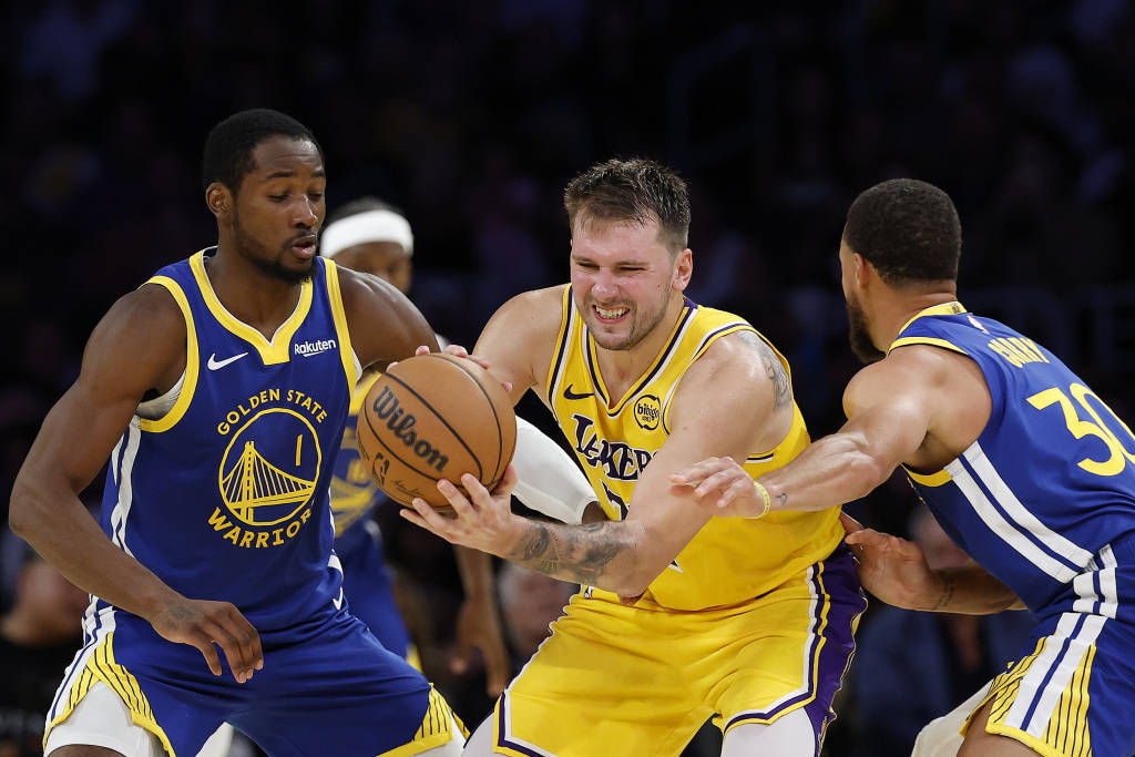 NBA各隊(duì)為何要對(duì)勇士心存忌憚<strong></p>
<p>宏鑫機(jī)械設(shè)備有限公司
</strong>？首秀開(kāi)門(mén)紅就是答案:宏鑫機(jī)械設(shè)備有限公司
