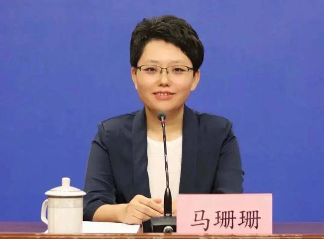 馬珊珊<strong></p>
<p>宏鑫機械設(shè)備有限公司
</strong>，任市委書記:宏鑫機械設(shè)備有限公司
