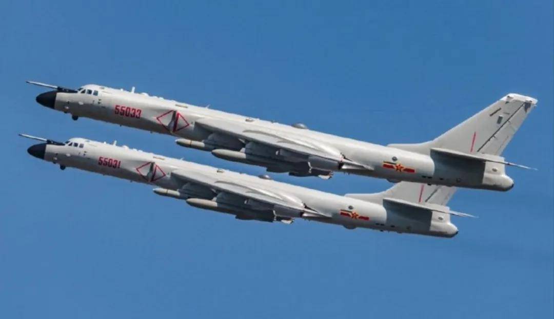 軍迷熱議<strong></p>
<p>宏鑫機(jī)械設(shè)備有限公司
</strong>！《艦載武器》曝光四發(fā)轟-6改進(jìn)方案：航程14000公里？:宏鑫機(jī)械設(shè)備有限公司
