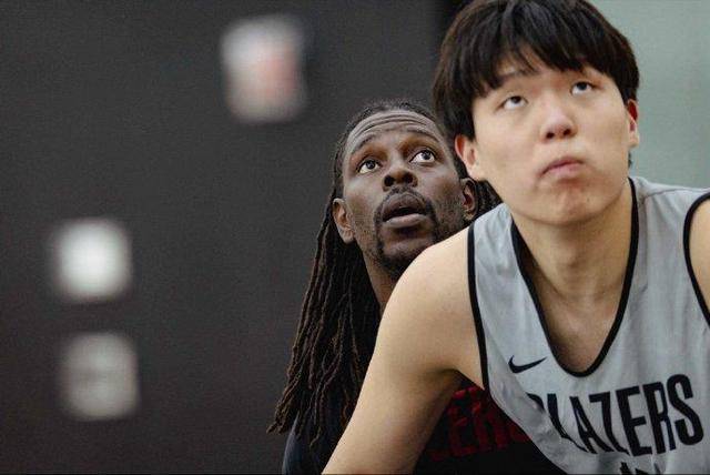 一起來為小楊加油！楊瀚森將代表開拓者出戰(zhàn)NBA常規(guī)賽<strong></p>
<p>宏鑫機(jī)械設(shè)備有限公司
</strong>，首戰(zhàn)面對森林狼對方內(nèi)線長人林立:宏鑫機(jī)械設(shè)備有限公司
